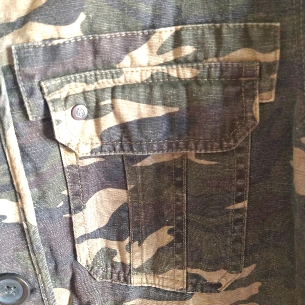 Zanerobe Men's‎ Military Camo Jacket Solid Buttons Up Shirt Size M